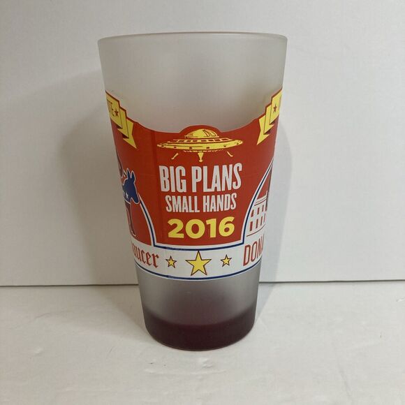 I Voted For Donald Trump 2016 Flying Saucer Get Up & Vote Beer Glass Frosted‎ - Picture 4 of 7